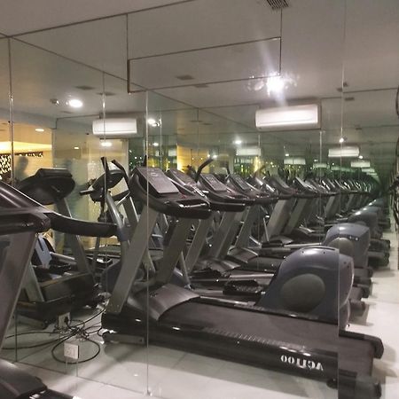 Airport City Hotel Калькутта Экстерьер фото