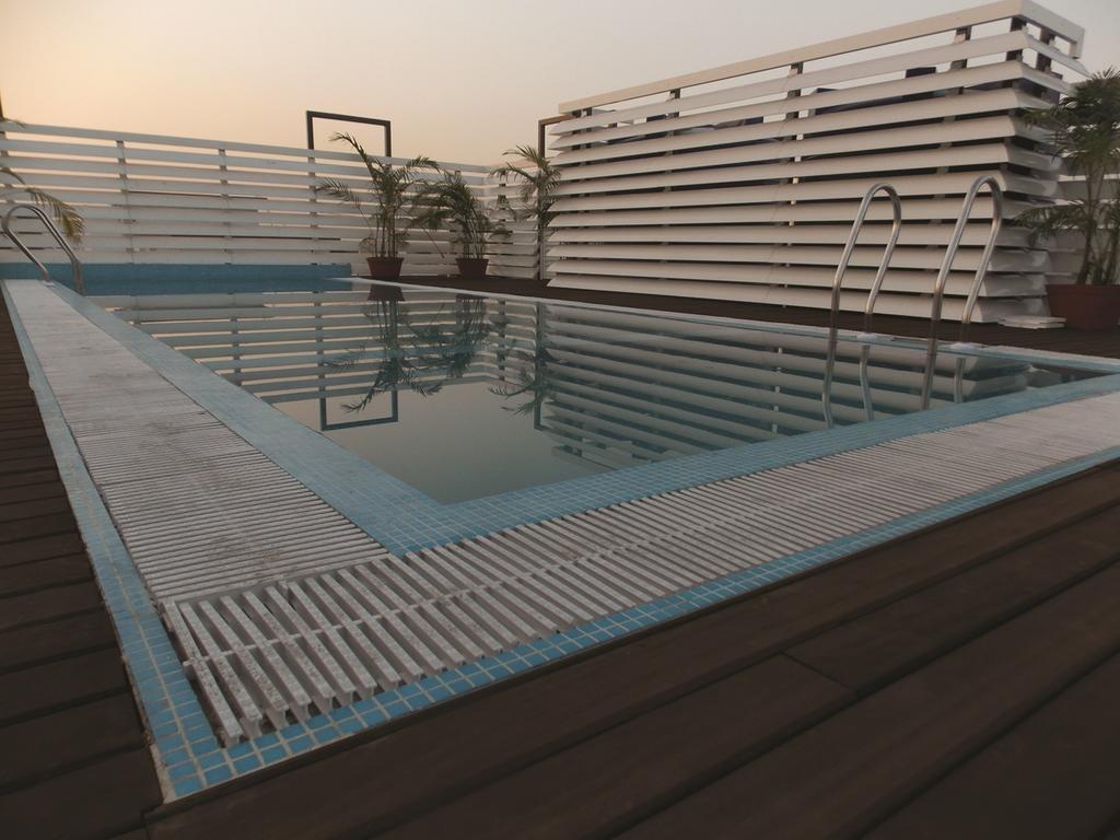 Airport City Hotel Калькутта Экстерьер фото